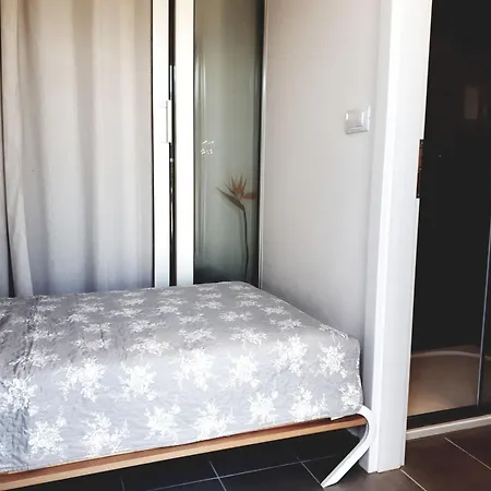 Direkt Am Liegendes Mit Garten * Medulin
